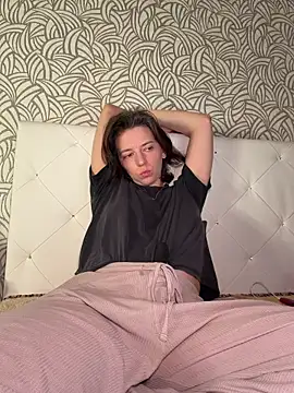 Take_Me_Awayy's cam snapshot