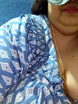 tamilthanushri live sex cam