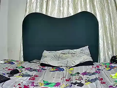 Exotic_FreakyQueen's cam snapshot