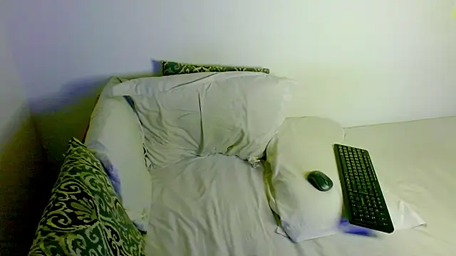 samanta_r_'s cam snapshot