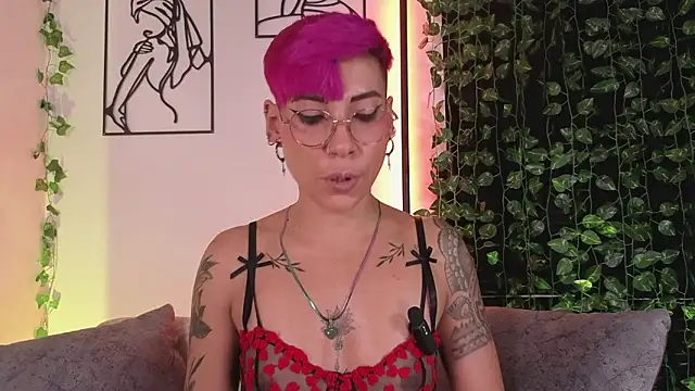 MiaMorgan_'s cam snapshot