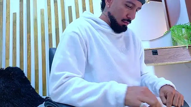 yorbymaxx's cam snapshot