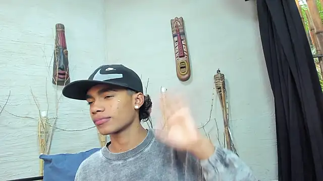 AlanCutee live sex cam