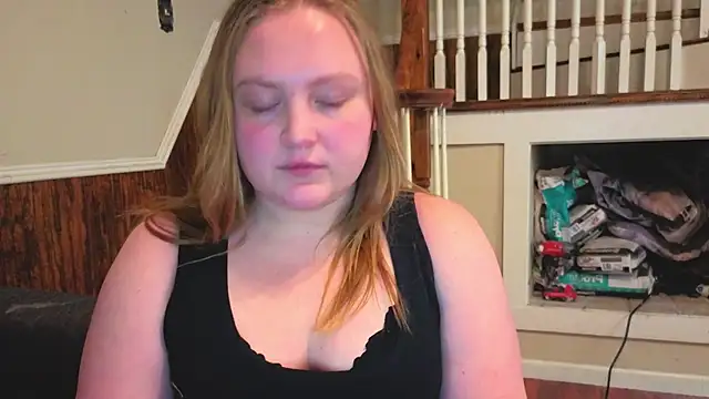 PhatAssBlond's cam snapshot