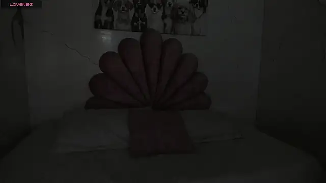 Cherrybombs_'s cam snapshot