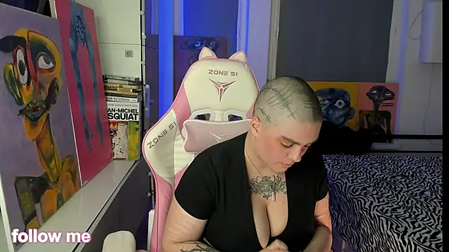 enigmastella's cam snapshot