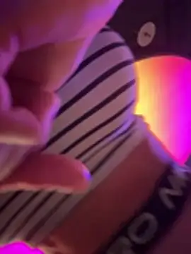 F3ckd0lllucy's cam snapshot