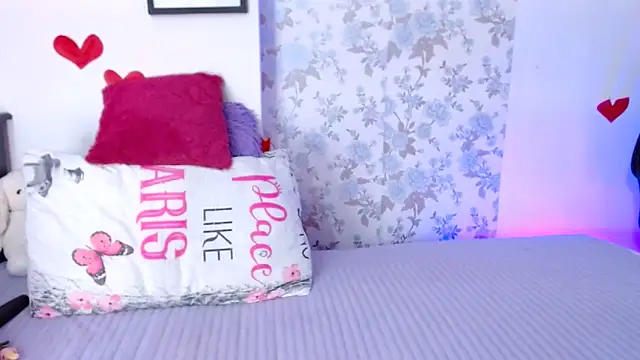 vanessa_cute1's cam snapshot