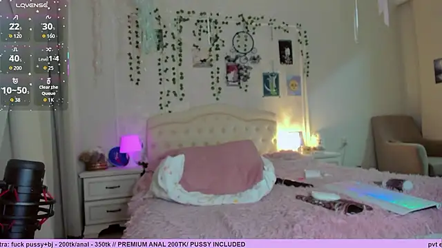 Neko_kitsune1's cam snapshot