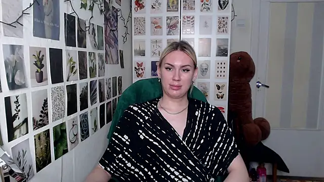 CapriScorpion's cam snapshot