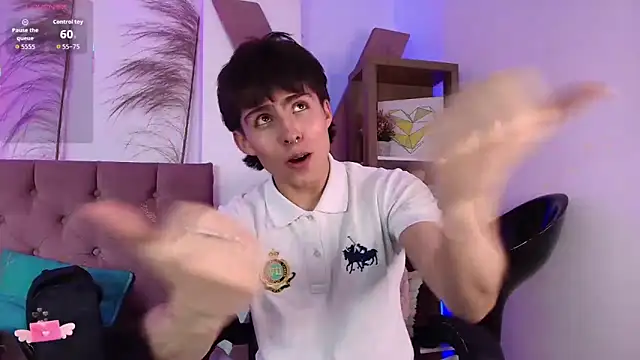 PepperTwink live sex cam