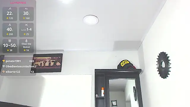 Vicky_hotmilf's cam snapshot