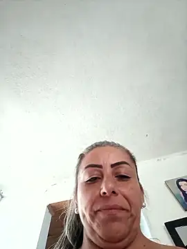 maynor_1998's cam snapshot