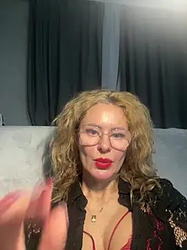 Tania201243 live sex cam