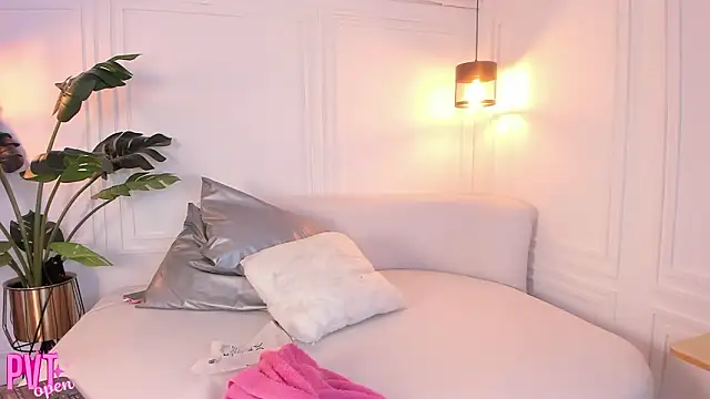 Dafne_Hillss's cam snapshot