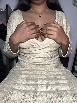 Whisky___Queen's cam snapshot