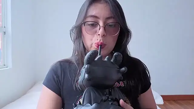 MiaKimky's cam snapshot