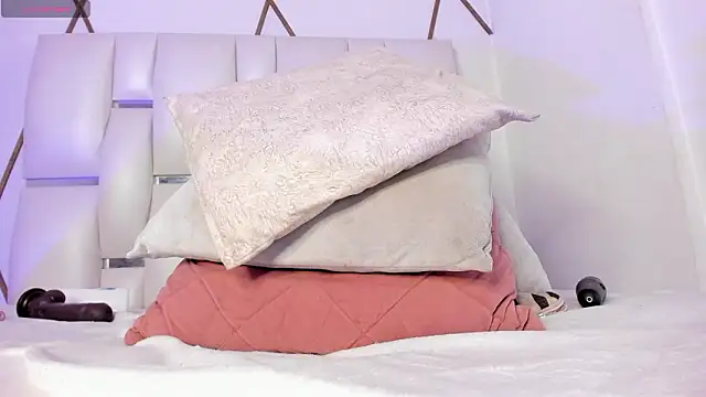 Venuswilds's cam snapshot