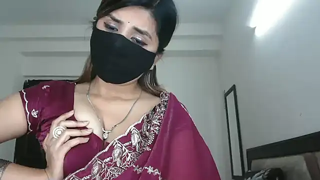 Meadow_Rain's cam snapshot