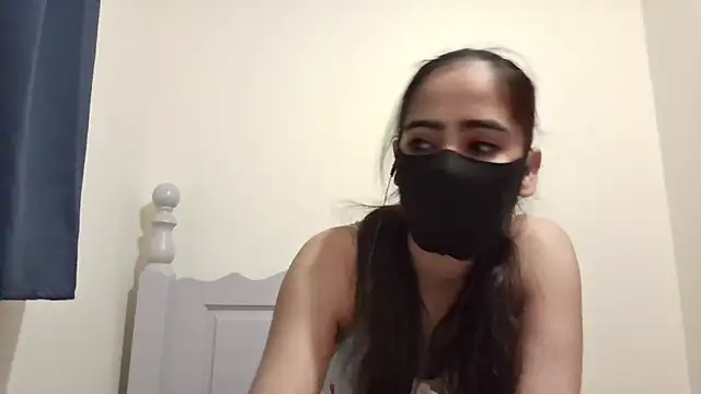 EchoicUlama's cam snapshot