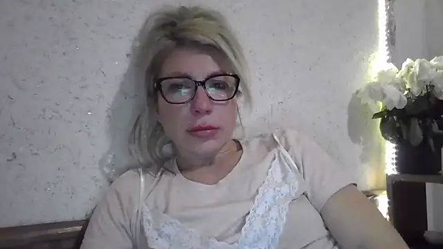 fox_red_lady7's cam snapshot