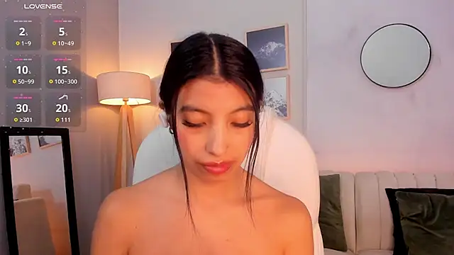 Tiffany_Low's cam snapshot