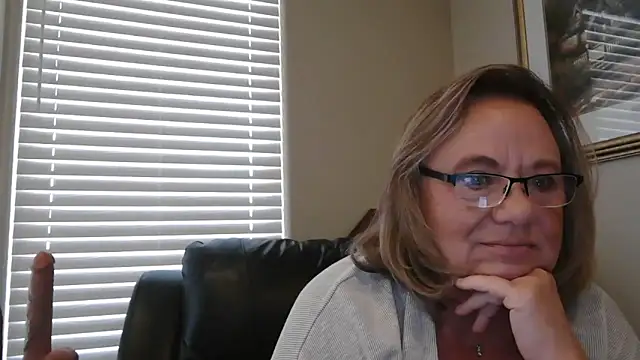 BustyAnnie's cam snapshot