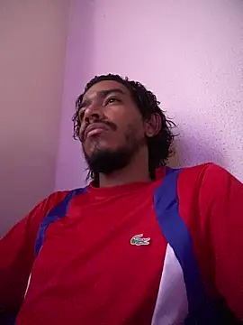 OfficialMineirinho live sex cam