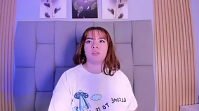 Kandyfrees_'s cam snapshot