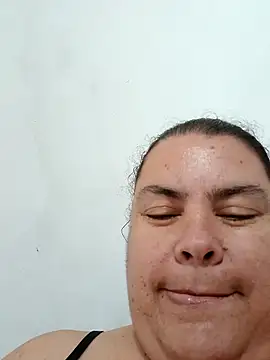 yaneth_'s cam snapshot