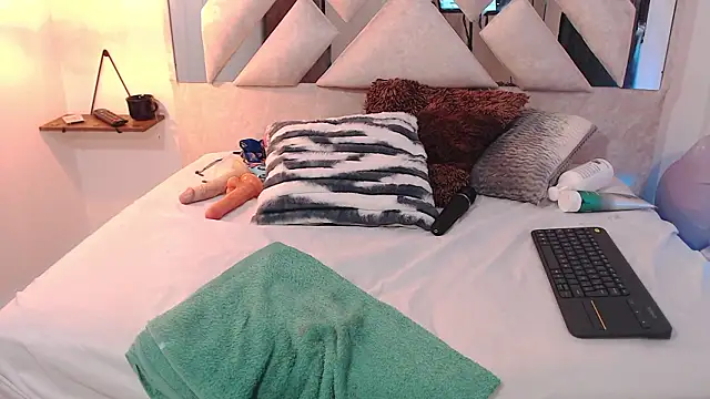 sofy_bonnet's cam snapshot