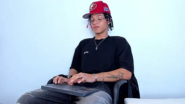 MARSHALL_SPENCER's cam snapshot