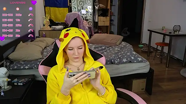 Mary_Blu's cam snapshot