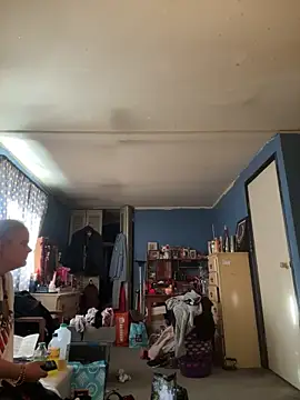 Thickerthenasnickerandkk's cam snapshot