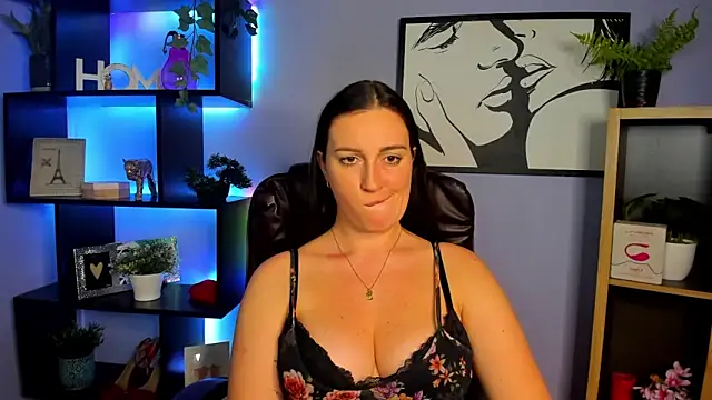 FUN_AMI's cam snapshot