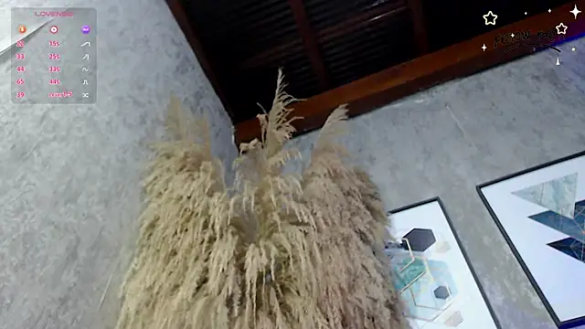 Lena_helleen live sex cam