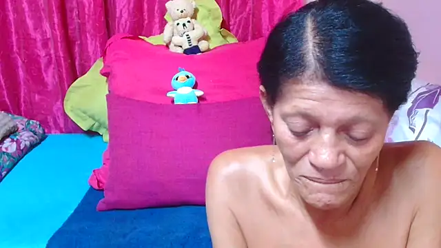 SLUTTYROXY's cam snapshot