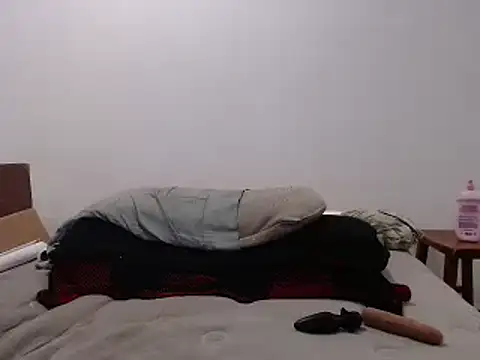 Hotmodel1984's cam snapshot