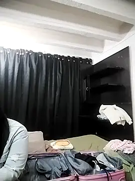 Luna_bigtitss777's cam snapshot