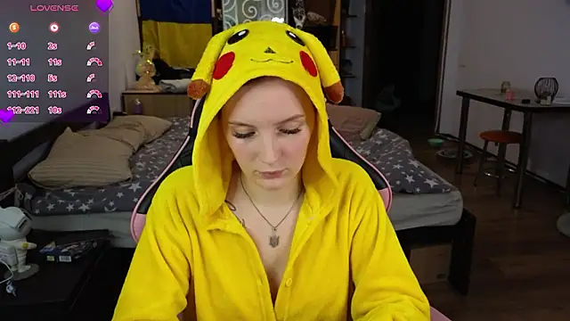 Mary_Blu's cam snapshot