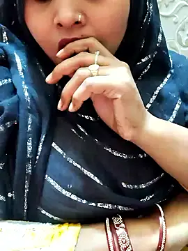 Indian-Nazia's cam snapshot