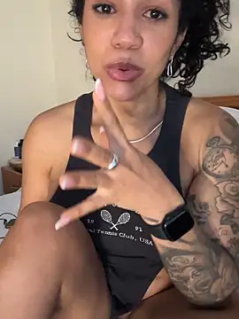 soli-lov live sex cam