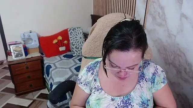 Sonialorens_ live sex cam