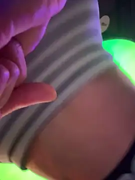 F3ckd0lllucy's cam snapshot