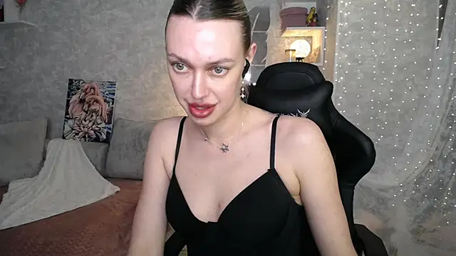 NickyAdamidi's cam snapshot