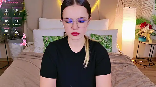 KellyHayden's cam snapshot