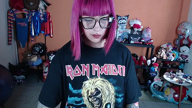 MissMiia2's cam snapshot