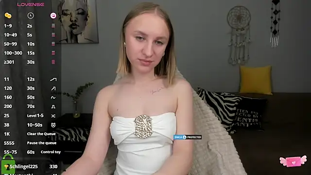 BeautyBlondy's cam snapshot