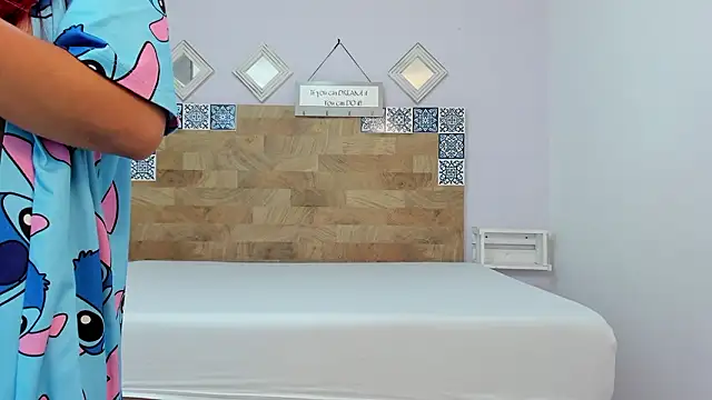 kylieBensoon's cam snapshot