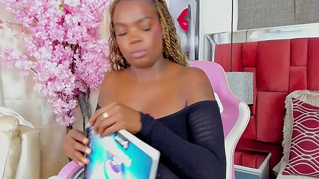 NatyParker's cam snapshot